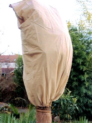 Winterschutz Mega-Vlieshaube X-TREME Winterschutz Mega-Vlieshaube X-TREME -Gartenausstattergeschäft mega