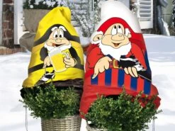 Winterschutz Vlieshaube "schwarz-gelb" (Art.Nr. Vi29135) -Gartenausstattergeschäft wintervlieshauben fussball 1280x1280